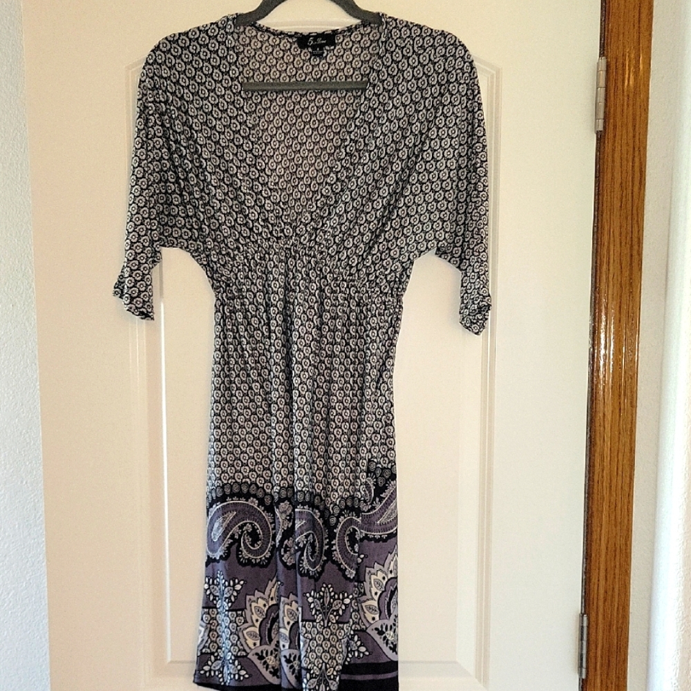 Elegant Black and White Patterned Dress